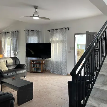 Kristin, Coral Bay * Пейя