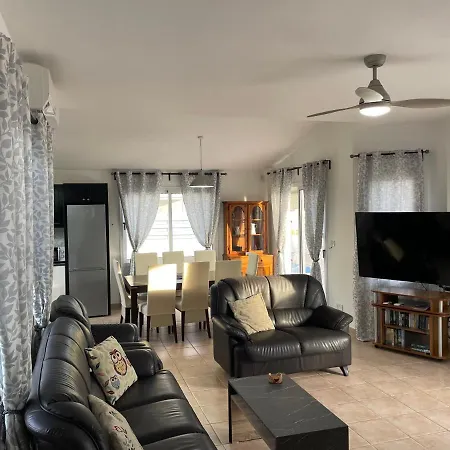 Kristin, Coral Bay Вилла