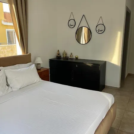 Kristin, Coral Bay * Peyia